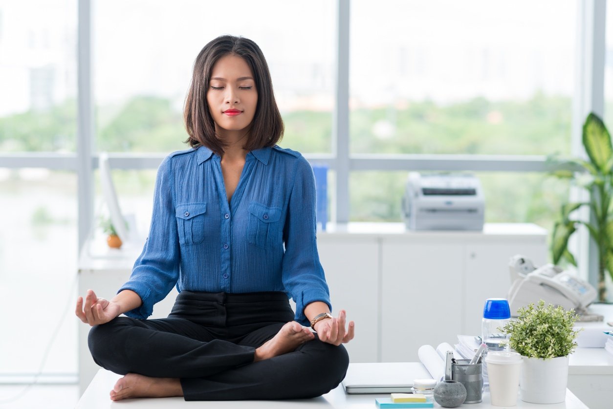 6 Best Yoga Poses for Desk Workers | Hello Glow